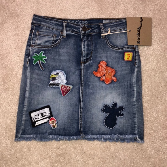 Denim/jean skirt with patches - Picture 1 of 3